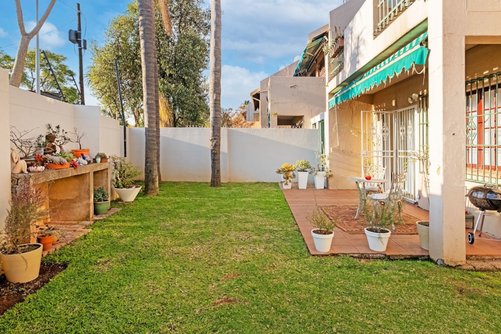 Apartment for sale in Sandown, Sandton - HP1736940