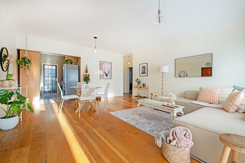 Apartment for sale in Sandown, Sandton - HP1736940