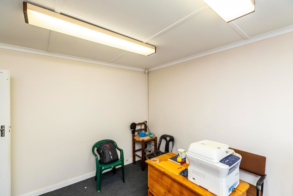 Commercial Building for sale in East London CBD - 1ET1622254