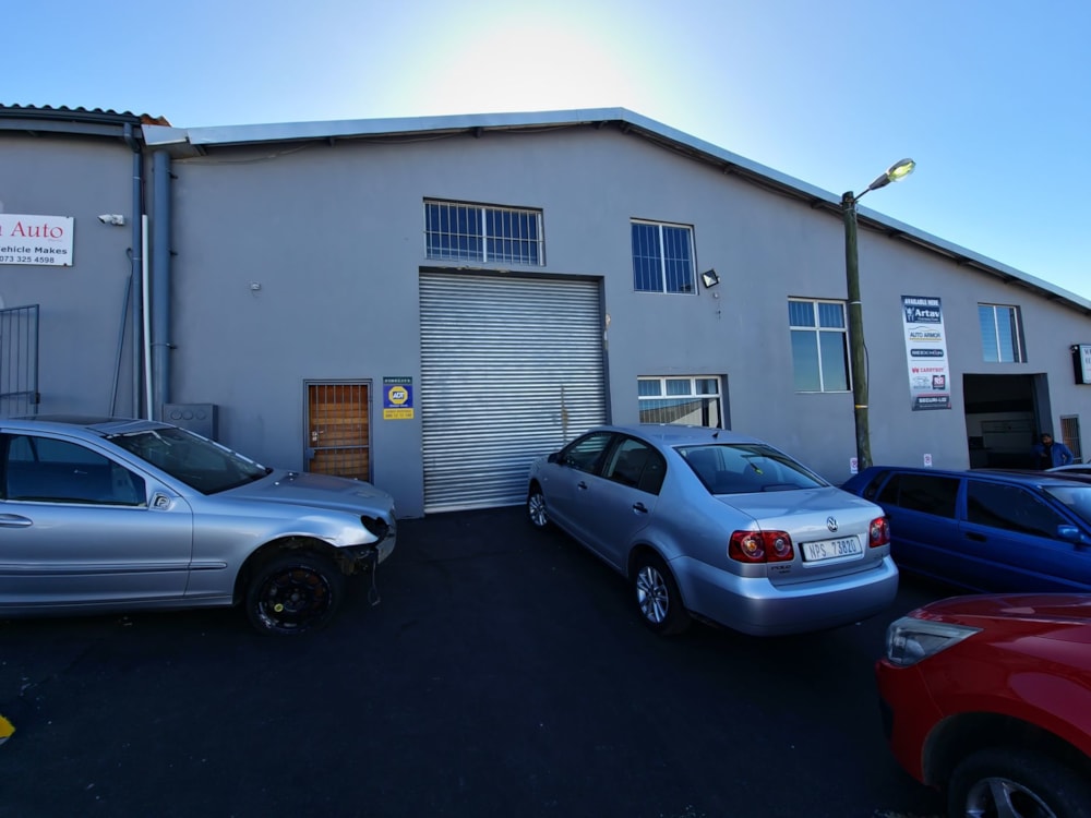 Commercial Building let in Port Shepstone, Port Shepstone - 1PX1621305 Commercial Building let in Port Shepstone, Port Shepstone - 1PX1621305