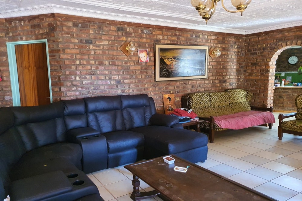 House for sale in Barkly West - 1KJ1621498 House for sale in Barkly West - 1KJ1621498