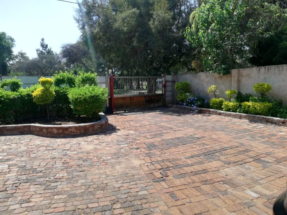 Commercial office for sale in Polokwane Central - 1PS1740736