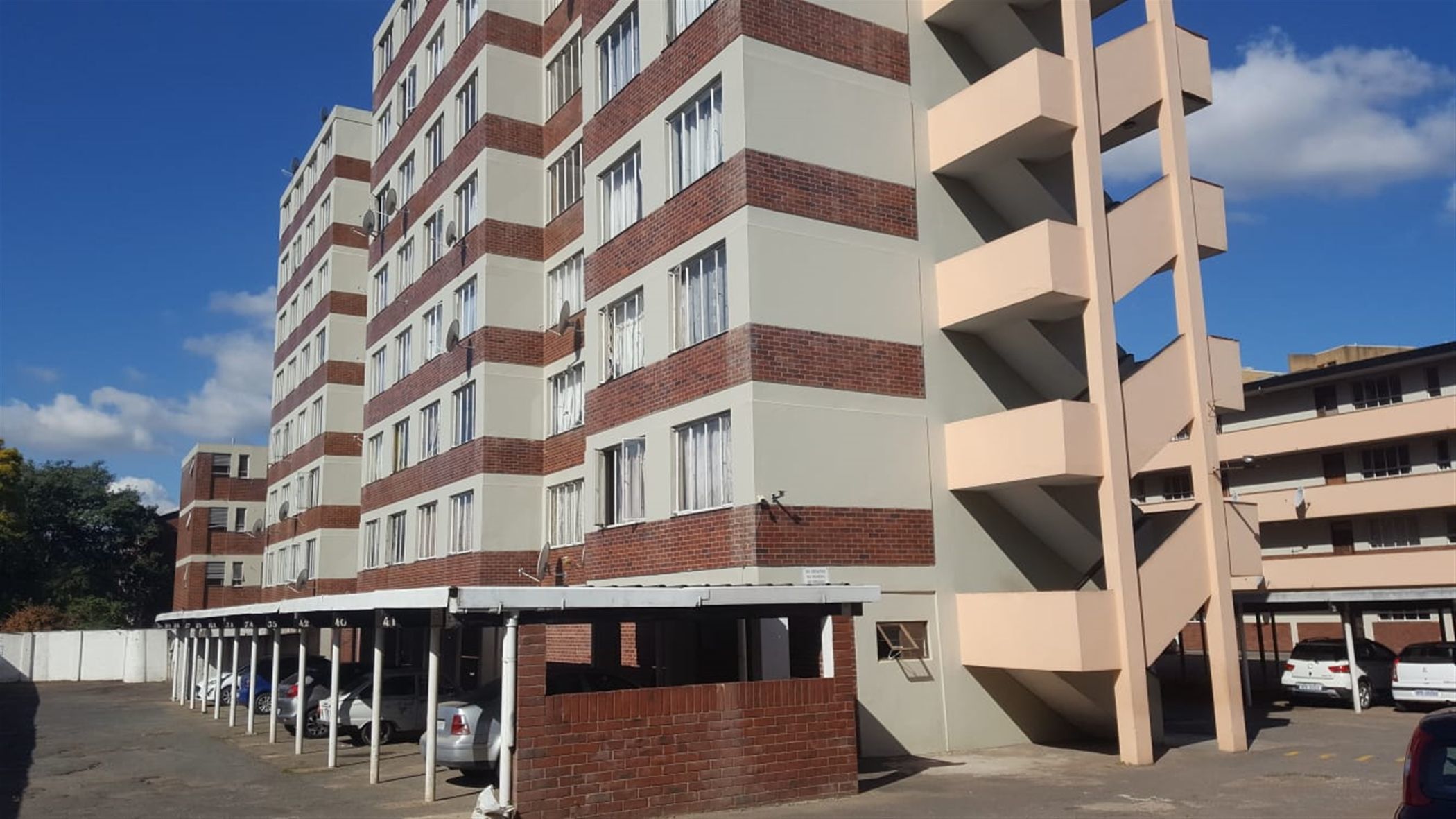 Apartment for sale in Pinetown - 1PU1621450