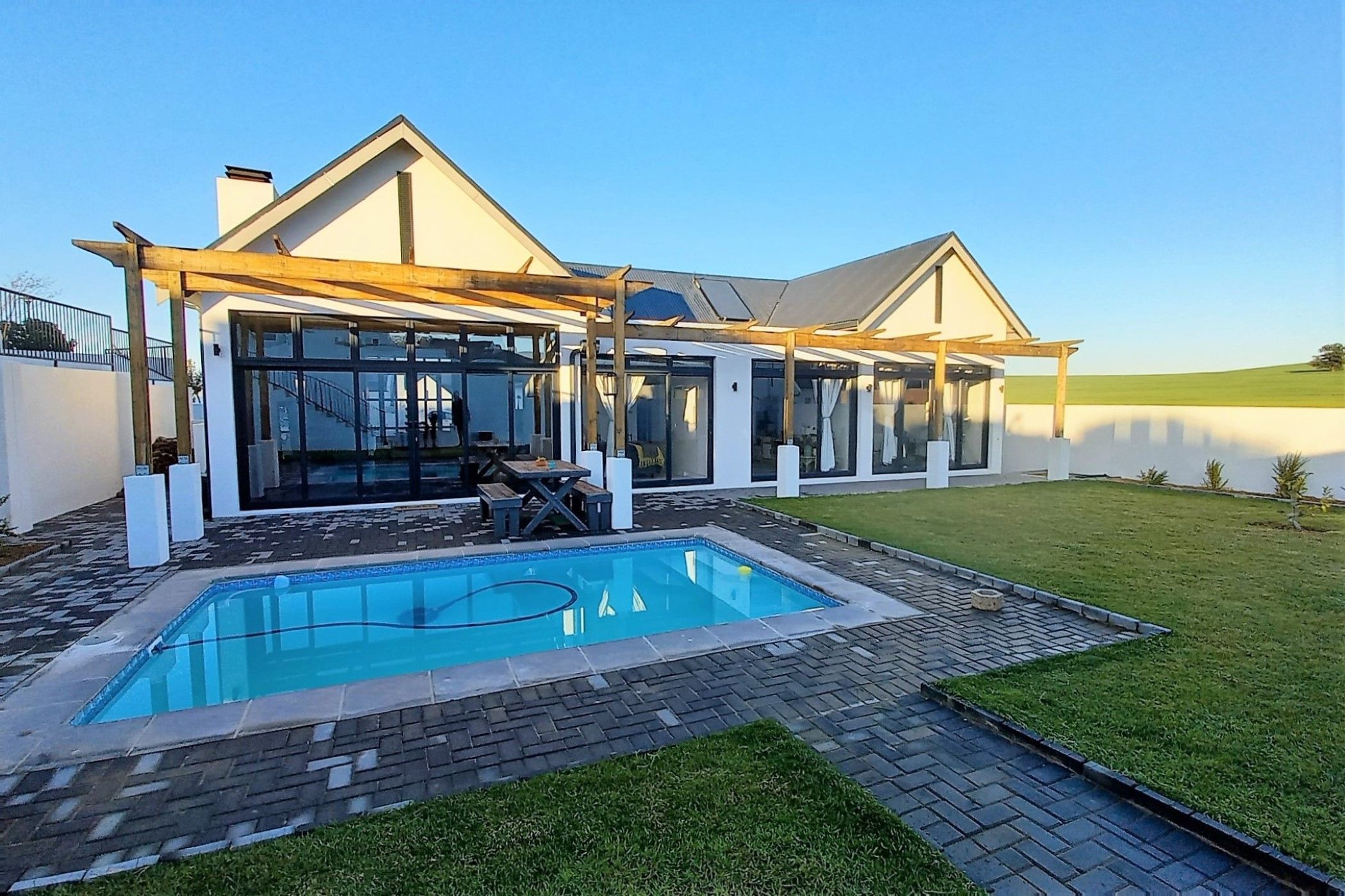 House sold in Mount Royal Golf & Country Estate - 1SJ1708787