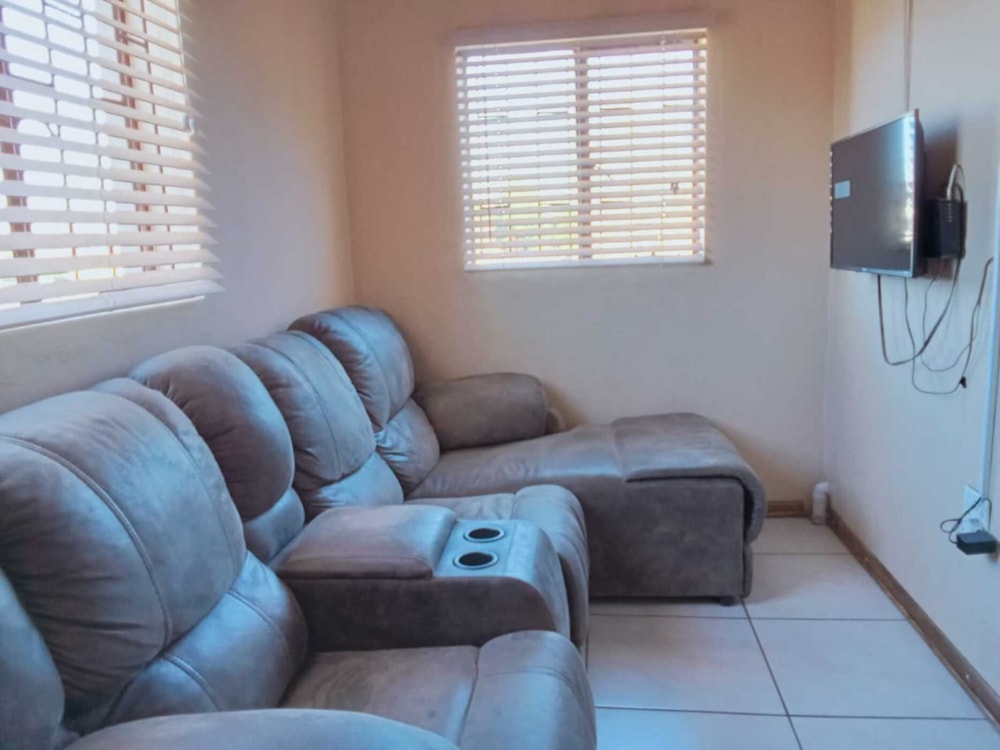 House for sale in Amajuba Park - 1NW1621559 House for sale in Amajuba Park - 1NW1621559