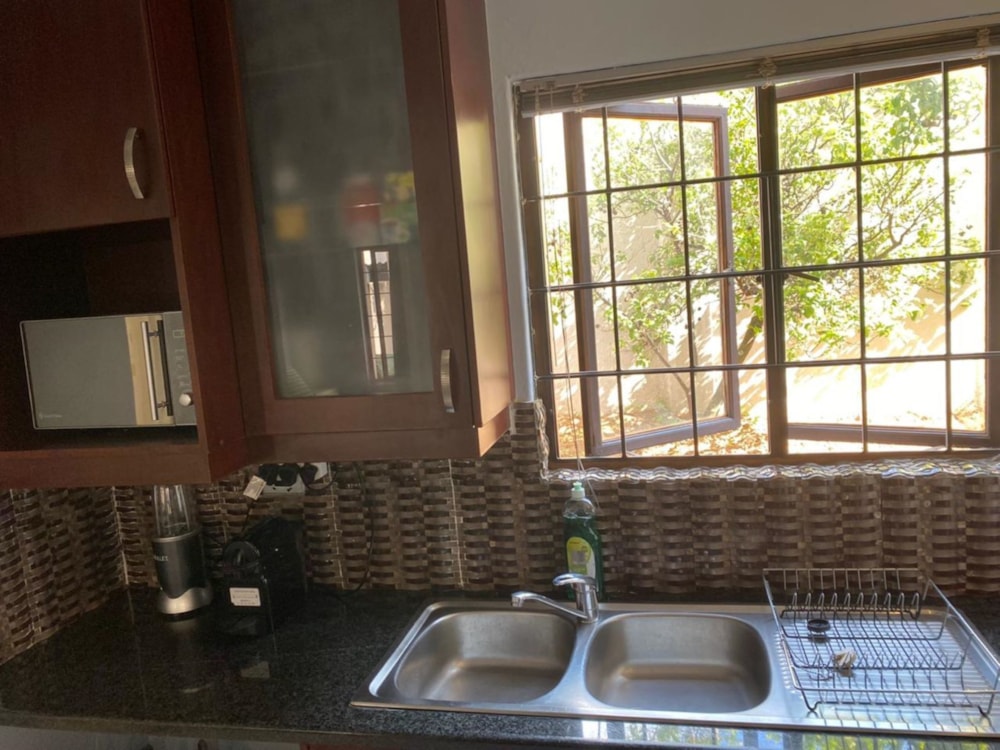 Garden apartment to rent in Sandown, Sandton - JBL1725836