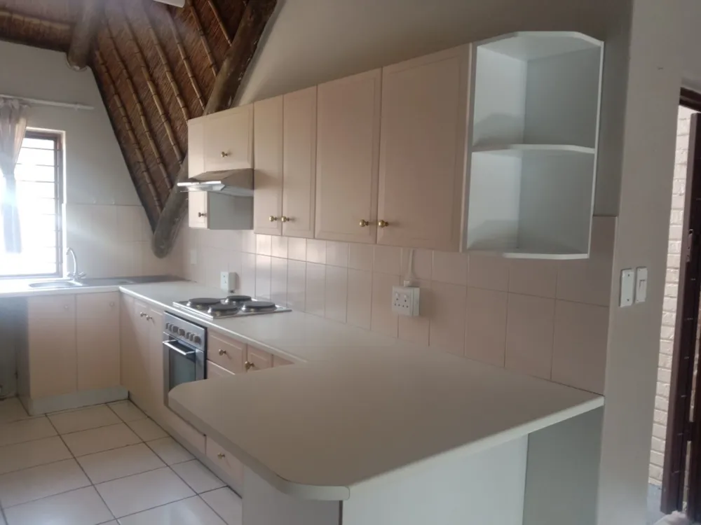 Apartment to rent in Paulshof - FYL1748492 Apartment to rent in Paulshof - FYL1748492