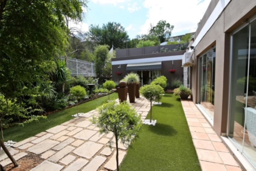 Single-storey house for sale in Eros, Namibia - 3NM1622282