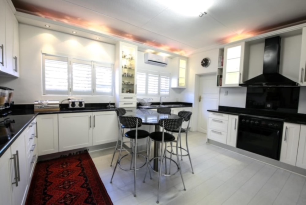 Single-storey house for sale in Eros, Namibia - 3NM1622282