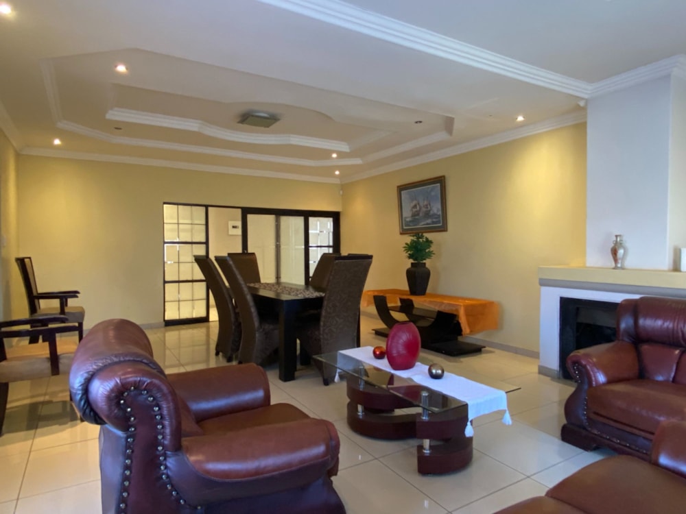 House for sale in Sebokeng Zone 10 - 1VT1622475 House for sale in Sebokeng Zone 10 - 1VT1622475