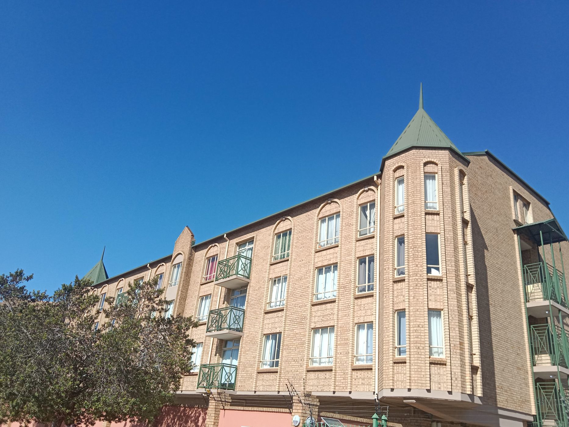 Loft to rent in Hatfield - PTL1706295