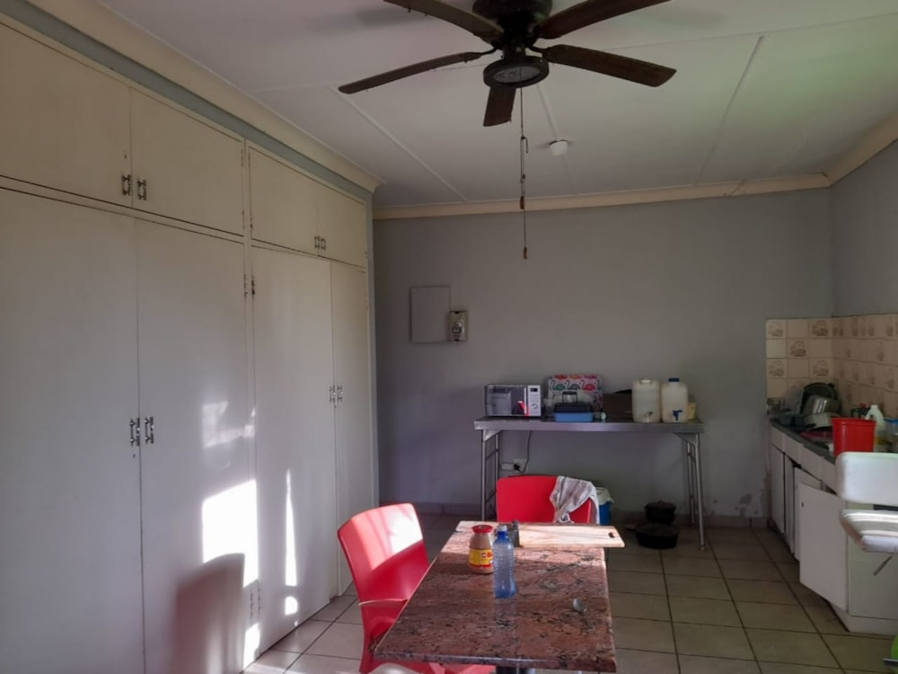 House for sale in Delportshoop - 1KJ1622542