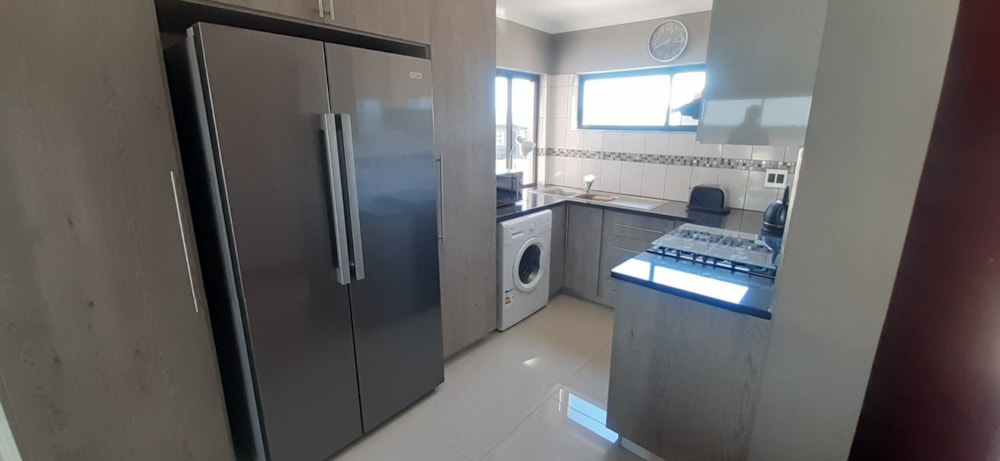 Security complex home for sale in Golden Acres - 1TA1701467