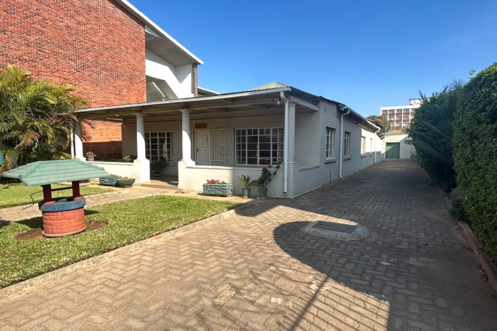Commercial office for sale in Bulawayo, Zimbabwe - 3ZB1622992