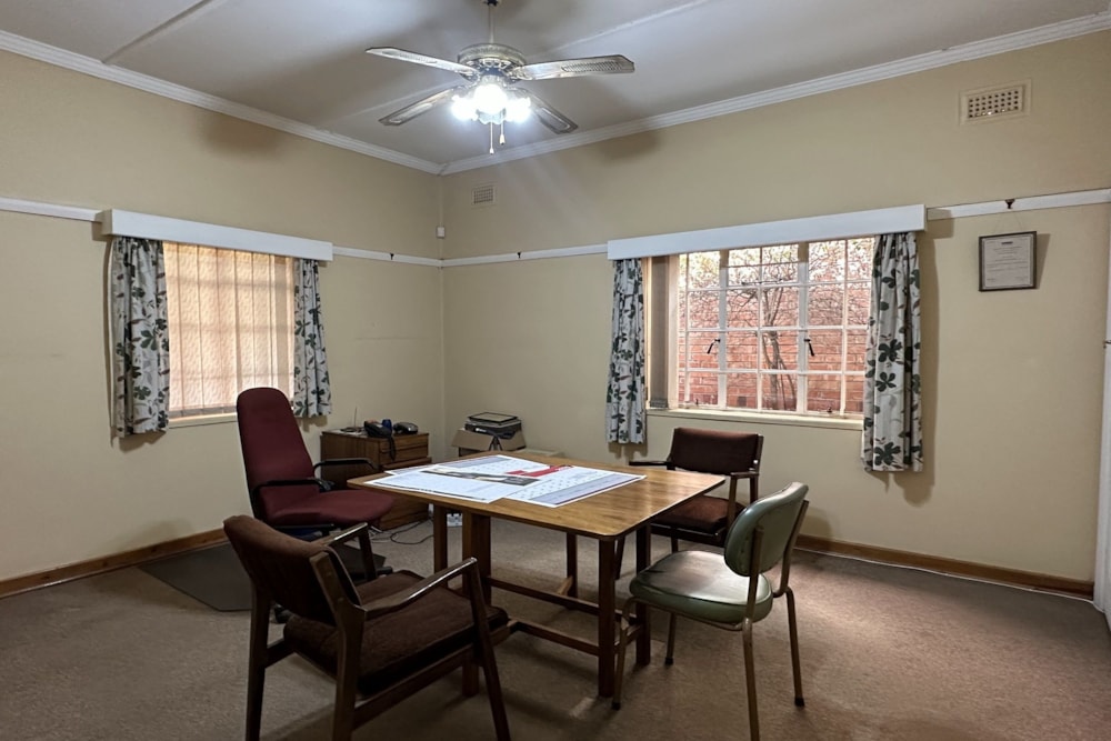 Commercial office for sale in Bulawayo, Zimbabwe - 3ZB1622992