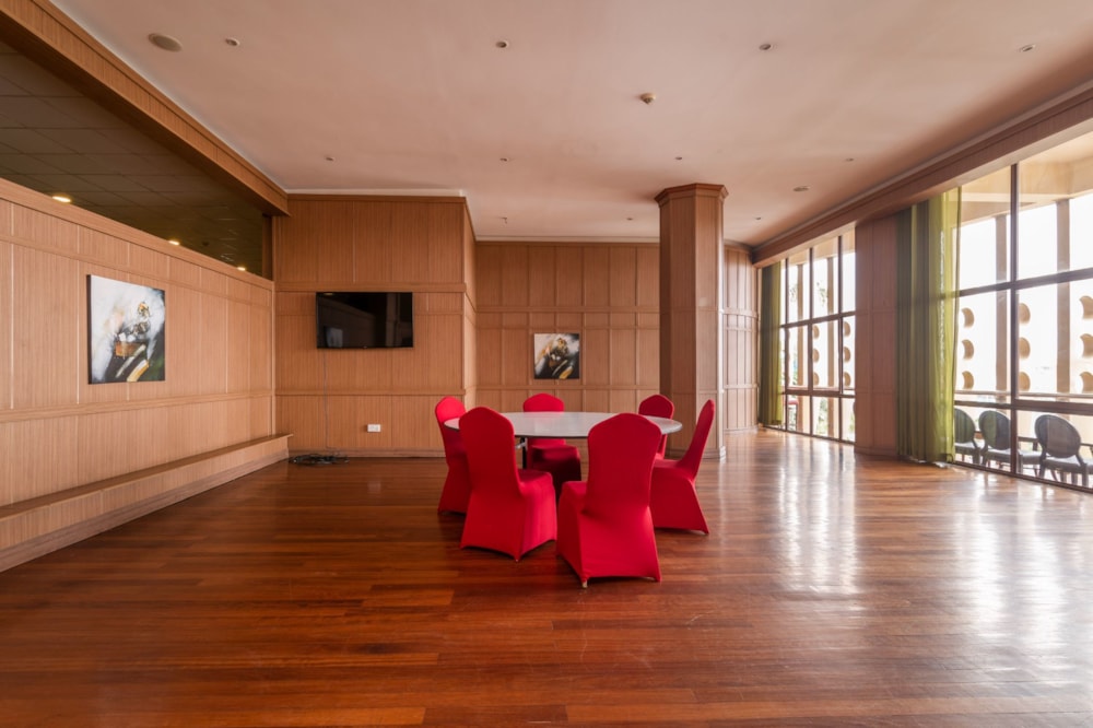 Commercial restaurant to rent in Mombasa Road, Kenya - 3KE1623338 Commercial restaurant to rent in Mombasa Road, Kenya - 3KE1623338