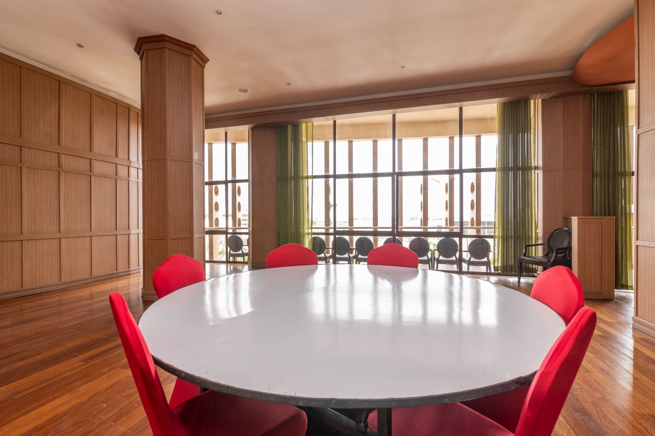 Commercial restaurant to rent in Mombasa Road, Kenya - 3KE1623338