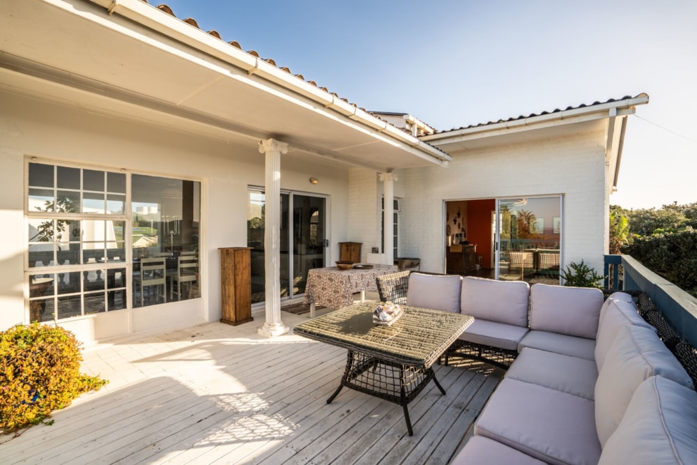 Double-storey house sold in West Beach, Port Alfred - 1PF1621618 Double-storey house sold in West Beach, Port Alfred - 1PF1621618