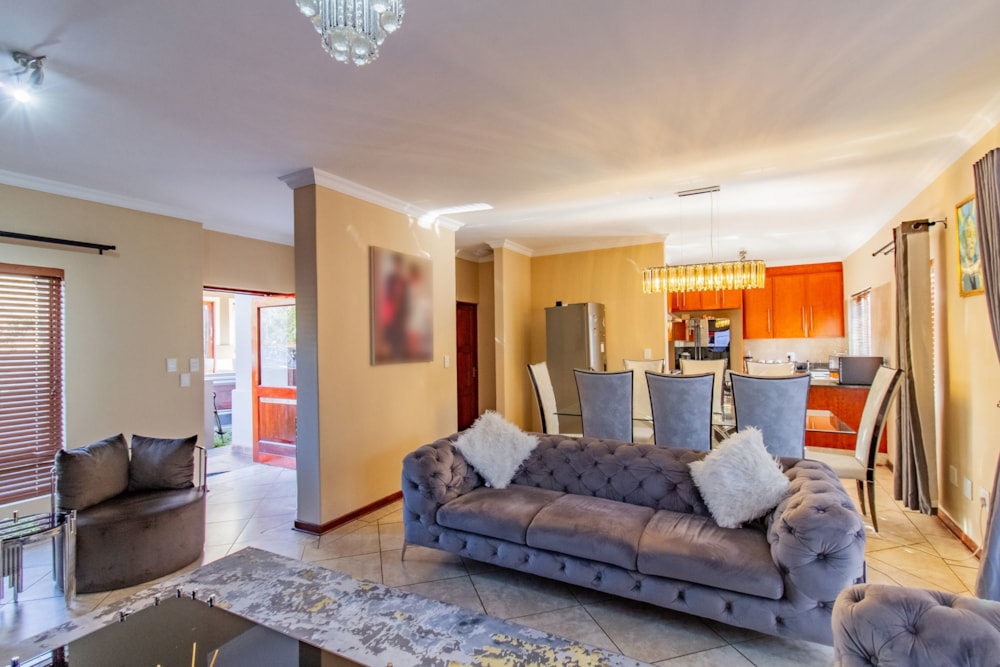 Security estate home for sale in Xanadu - 1HR1620122