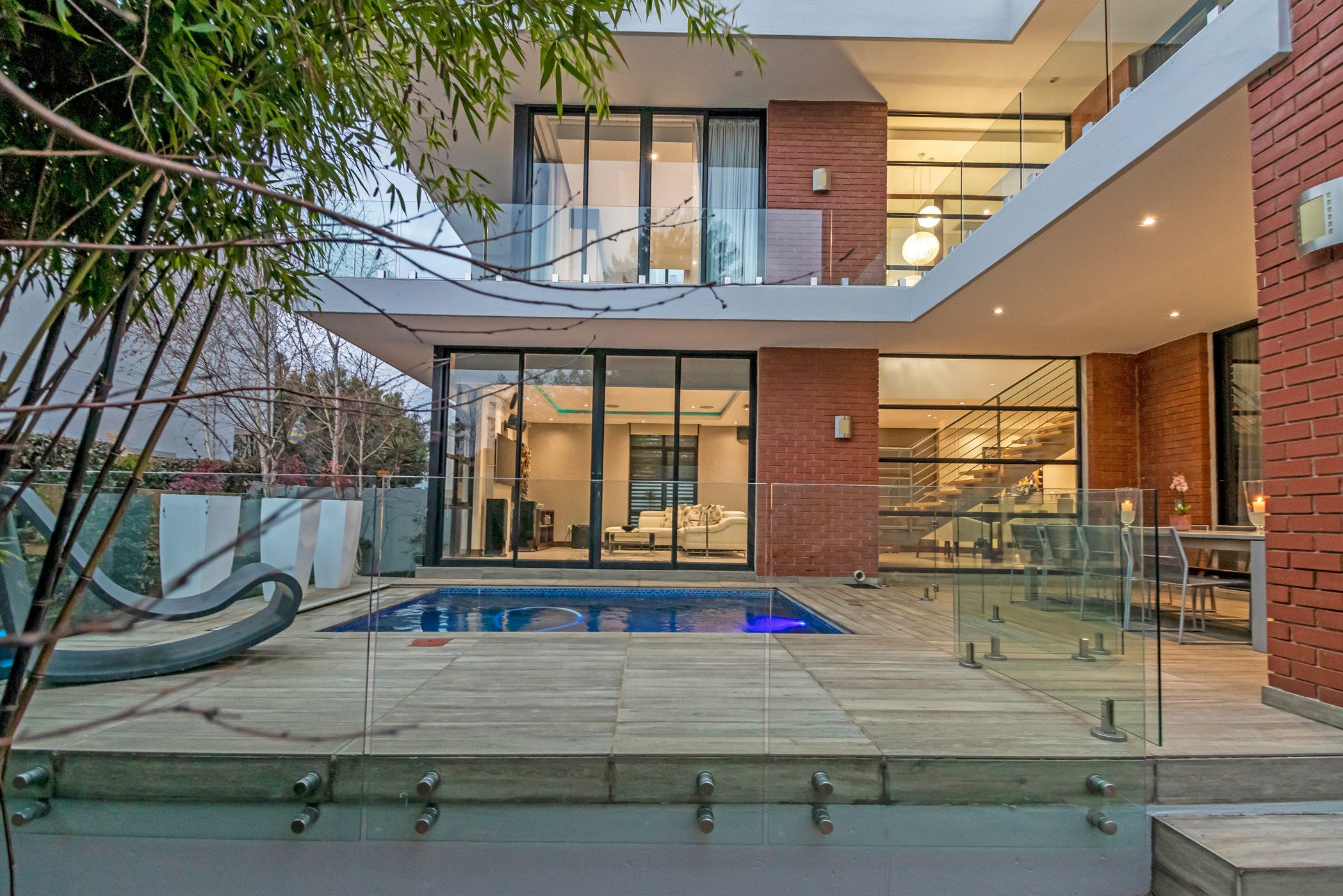 Double-storey cluster for sale in Oaklands, Johannesburg - HP1670389