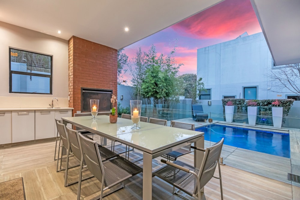 Double-storey cluster for sale in Oaklands, Johannesburg - HP1670389 Double-storey cluster for sale in Oaklands, Johannesburg - HP1670389