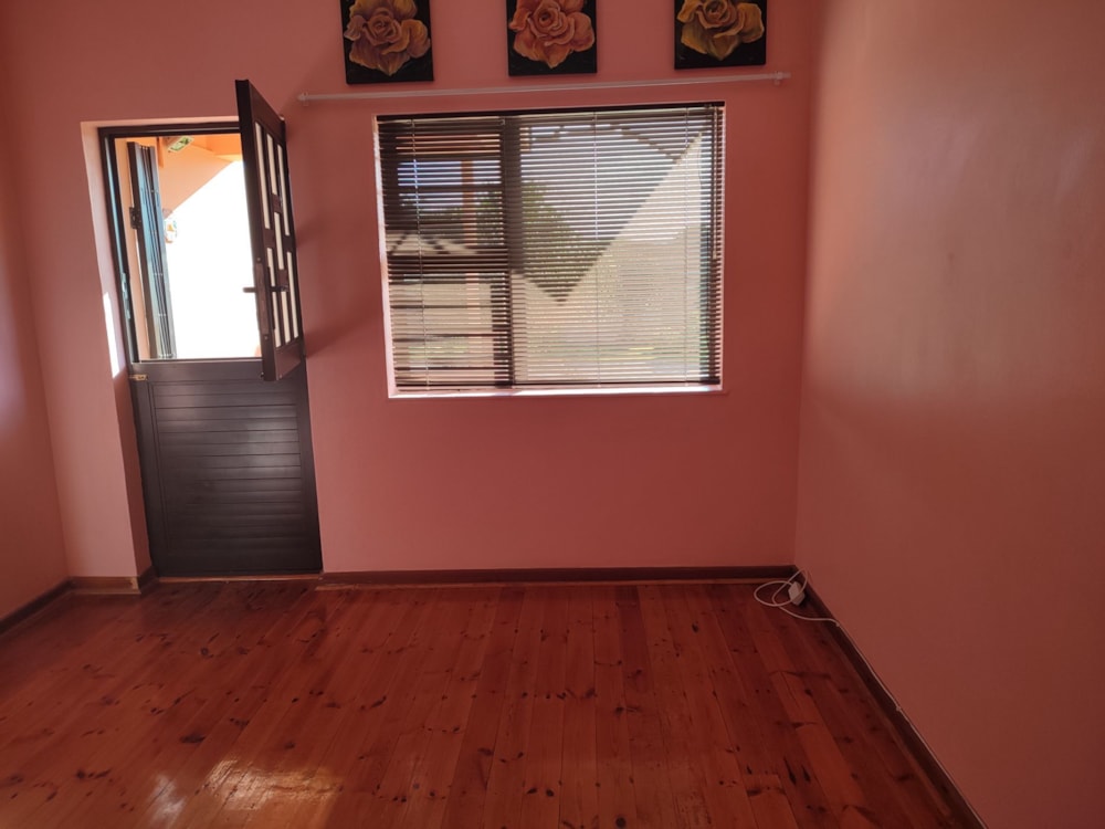 House to rent in Bothasrus - 1UK1738449