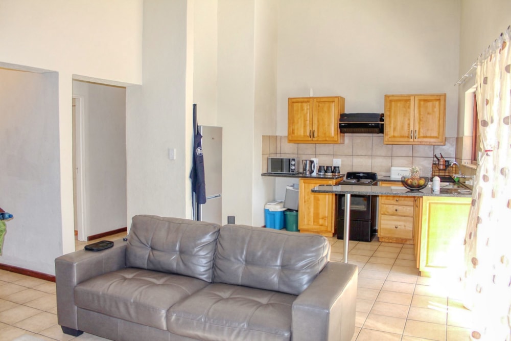 Apartment for sale in White River Ext 18 - 1WR1620762 Apartment for sale in White River Ext 18 - 1WR1620762