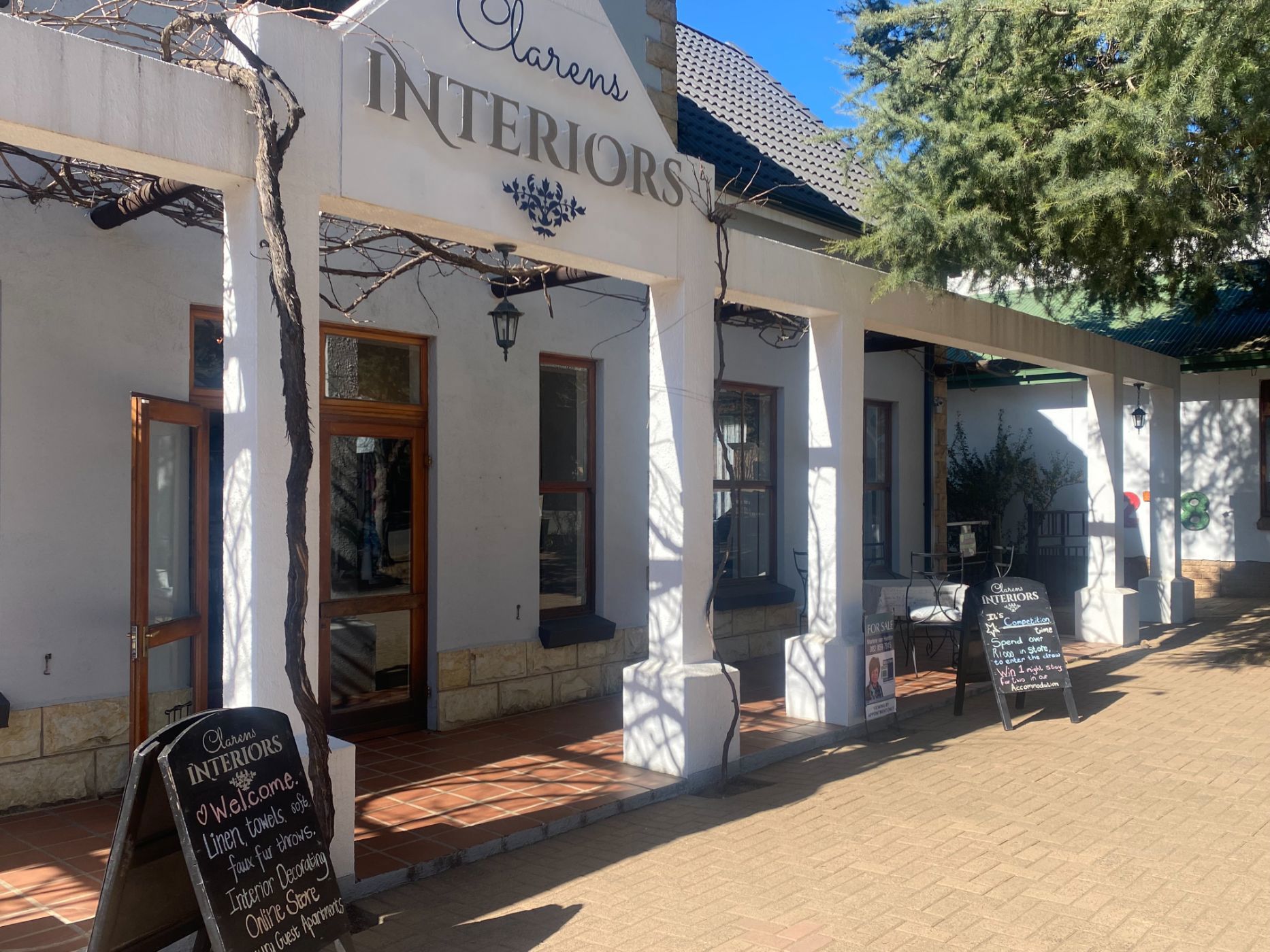 Commercial retail property for sale in Clarens - 1CS1665020