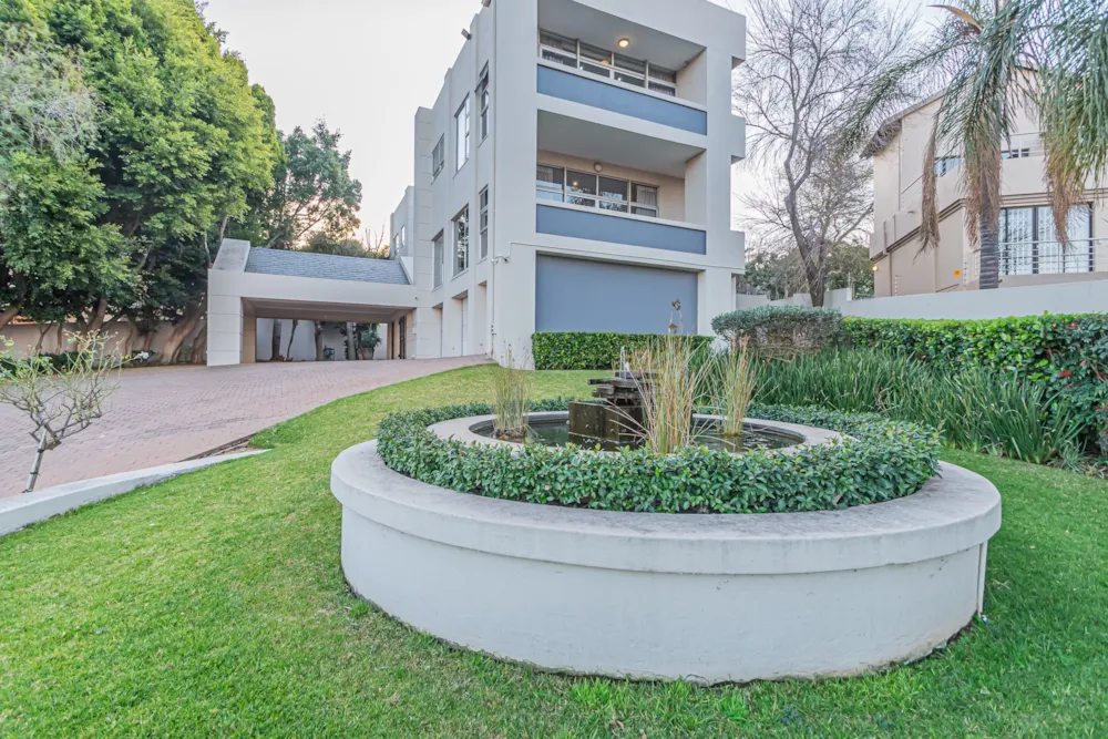 House let in Waterkloof Ridge - PTL1727480 House let in Waterkloof Ridge - PTL1727480