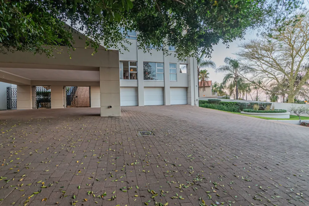 House let in Waterkloof Ridge - PTL1727480 House let in Waterkloof Ridge - PTL1727480