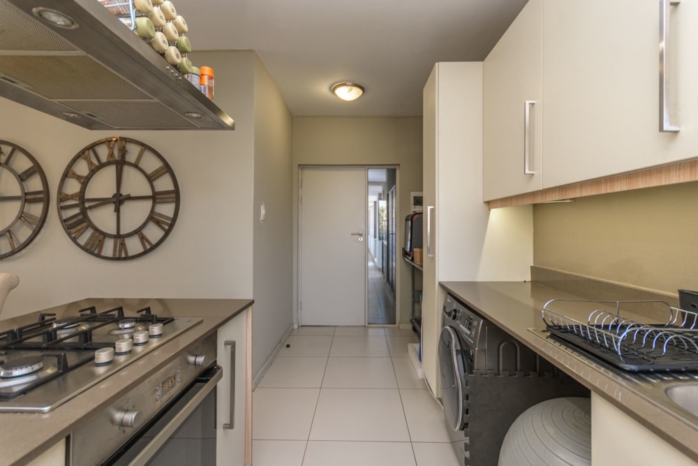 Apartment for sale in Bryanston - HP1623375