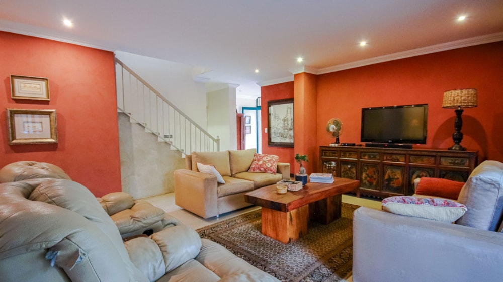 Double-storey house to rent in Silver Lakes Golf Estate - PT1744781 Double-storey house to rent in Silver Lakes Golf Estate - PT1744781