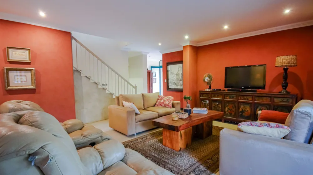 Double-storey house let in Silver Lakes Golf Estate - PT1744781 Double-storey house let in Silver Lakes Golf Estate - PT1744781