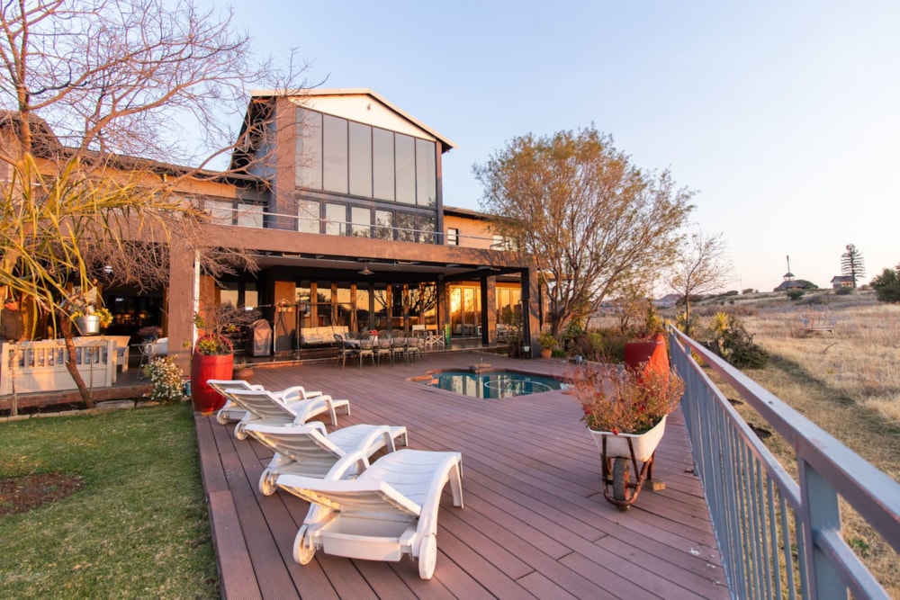 Double-storey house for sale in Woodland Hills - 1BX1716531