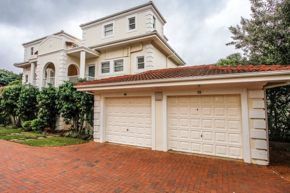 Townhouse for sale in La Lucia - 1ND1625366 Townhouse for sale in La Lucia - 1ND1625366