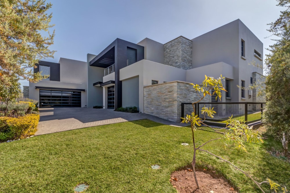 Double-storey house for sale in Steyn City - 1SY1722364 Double-storey house for sale in Steyn City - 1SY1722364