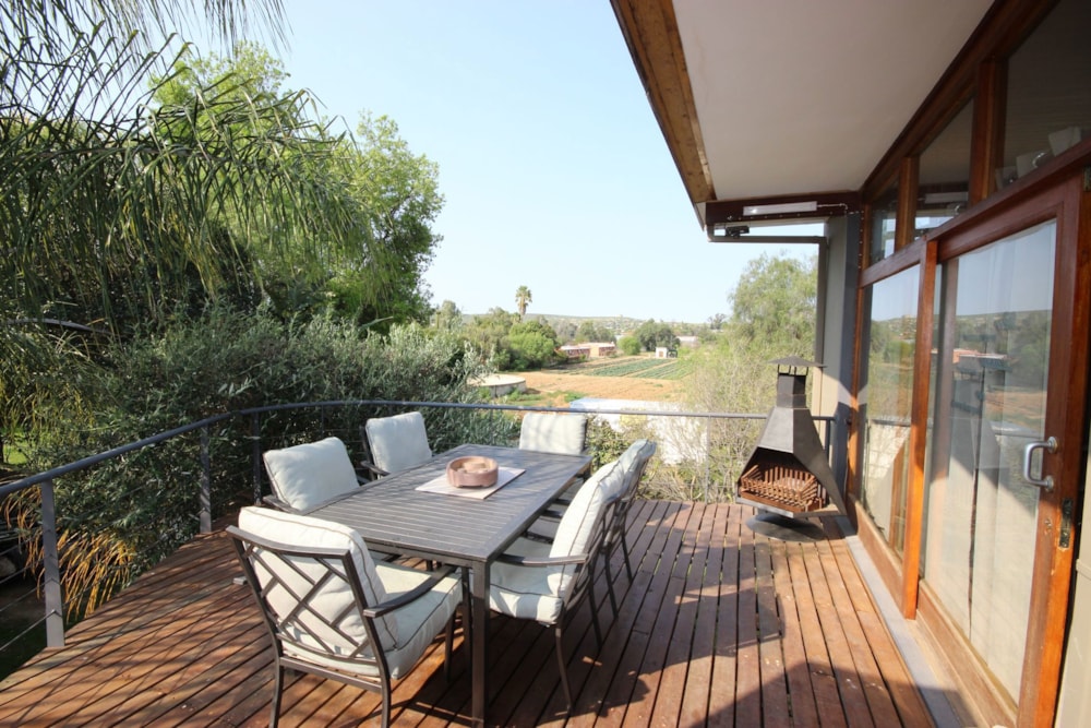 House for sale in Wesbank, Oudtshoorn - 1OU1627500 House for sale in Wesbank, Oudtshoorn - 1OU1627500