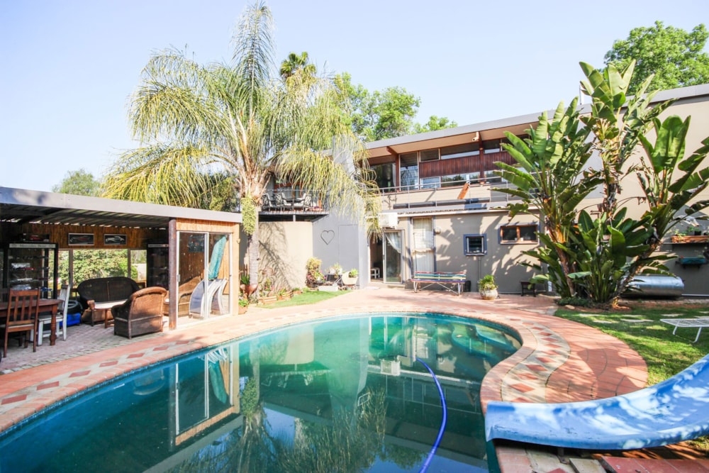 House for sale in Wesbank, Oudtshoorn - 1OU1627500 House for sale in Wesbank, Oudtshoorn - 1OU1627500