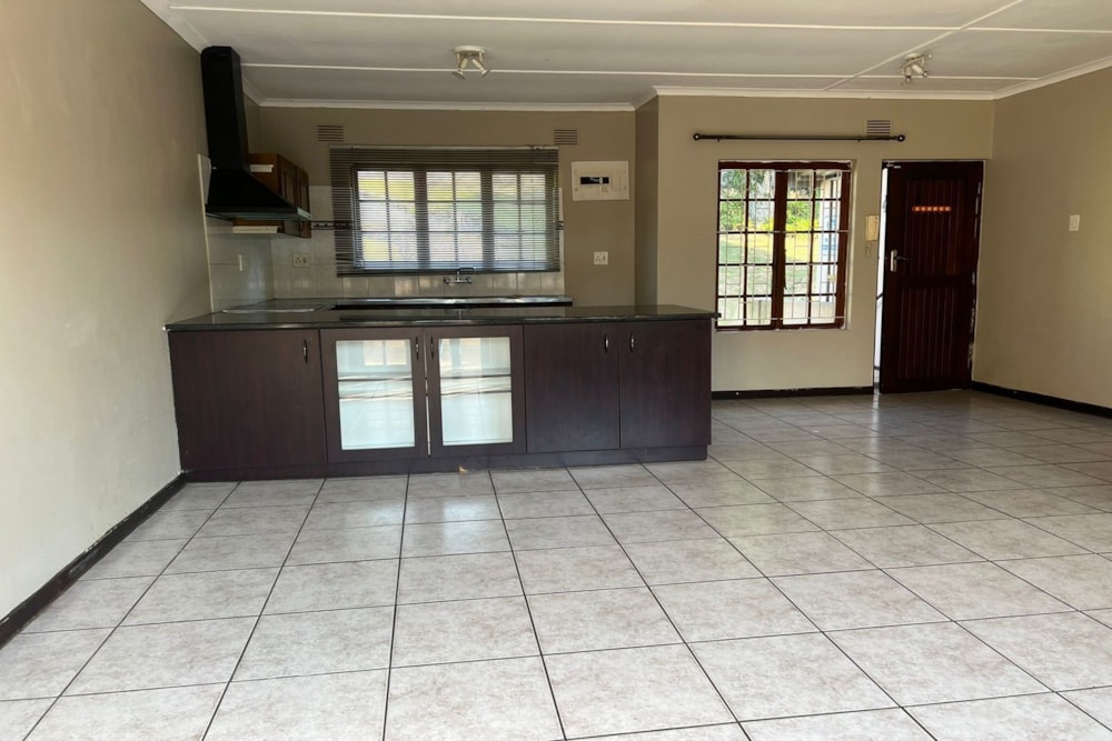 Apartment for sale in Amanzimtoti - 1WB1624873