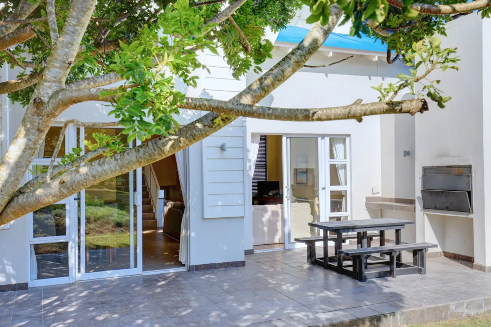 Townhouse for sale in Pinnacle Point Golf Estate - 1MB1626267