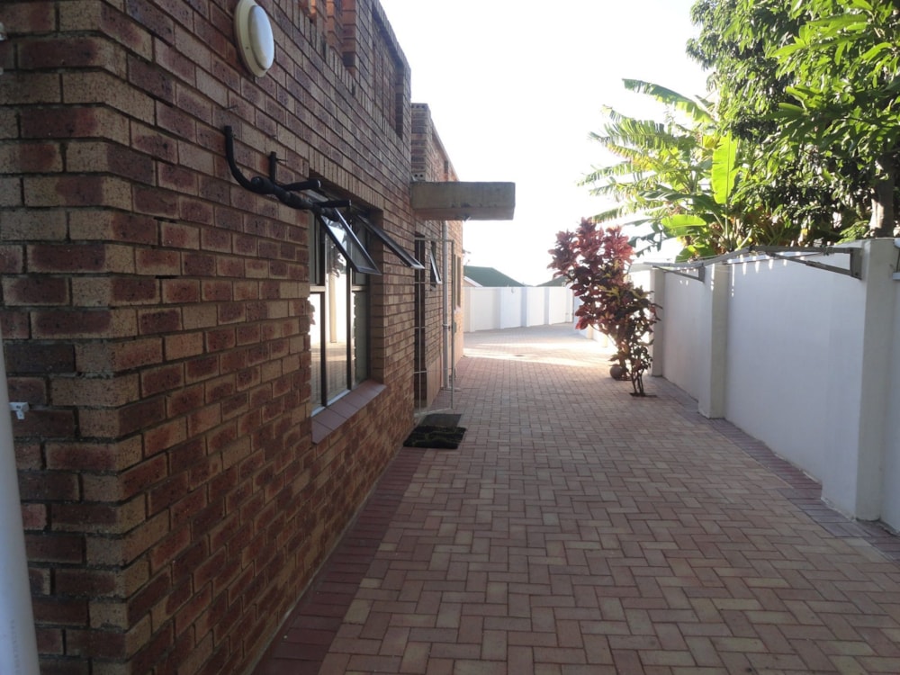 Garden cottage let in Somerset Park, uMhlanga - 1ND1687433 Garden cottage let in Somerset Park, uMhlanga - 1ND1687433