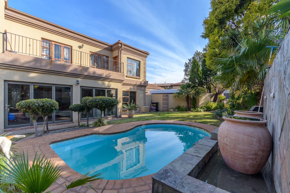 Security estate home for sale in Van Riebeeck Park, Kempton Park - KTP1625682 Security estate home for sale in Van Riebeeck Park, Kempton Park - KTP1625682