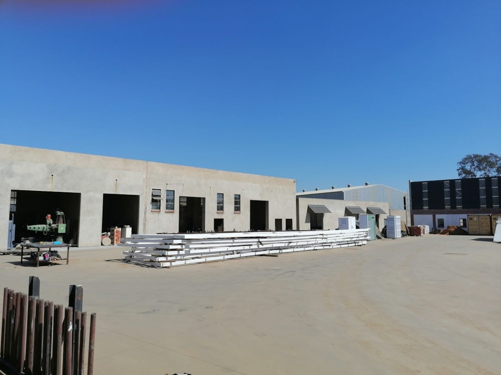 Commercial Building for sale in Bredell - EN1624468 Commercial Building for sale in Bredell - EN1624468