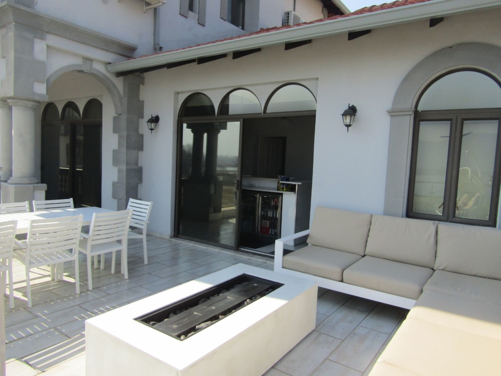 Security estate home for sale in Ifafi - 1HR1623884