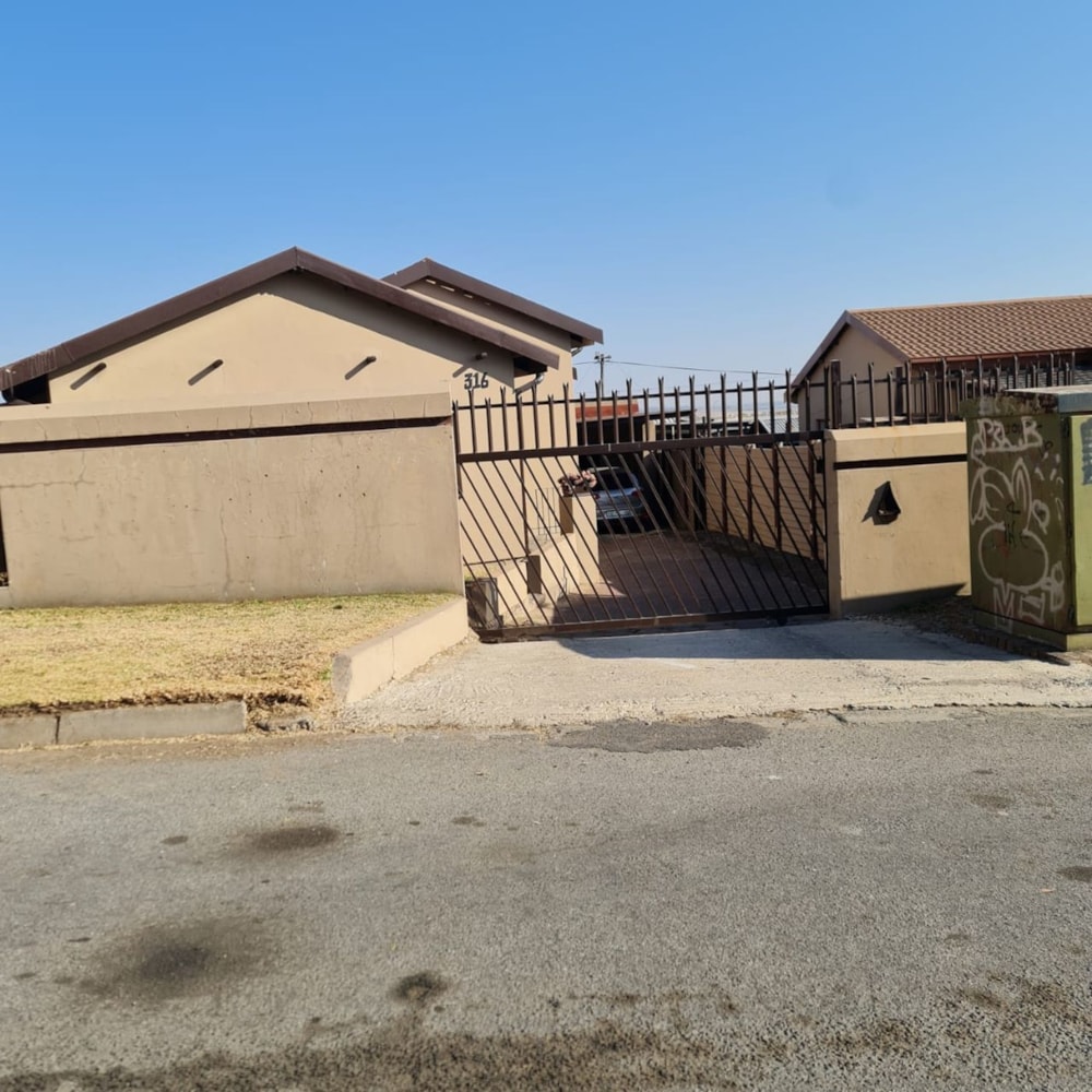 House for sale in Bakenpark - 1BTH1623863