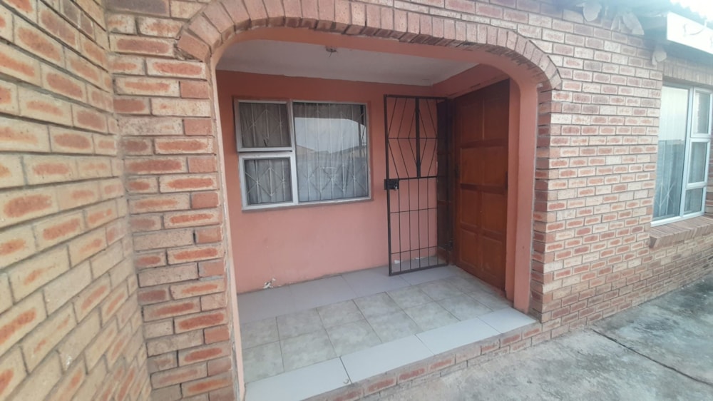House for sale in KwaZakhele - 1PLZ1624503