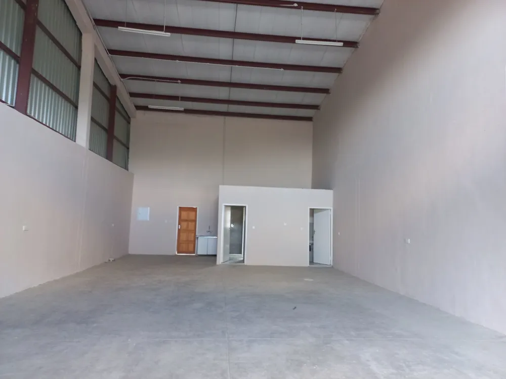 Commercial business to rent in Block 3 Industrial, Botswana - 3BO1727974 Commercial business to rent in Block 3 Industrial, Botswana - 3BO1727974