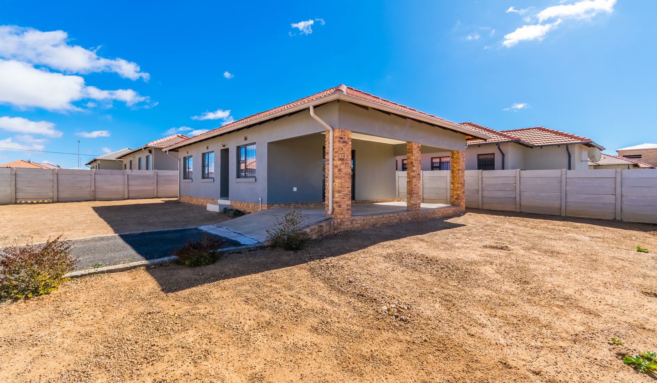 House for sale in Azaadville - 1KR1691574