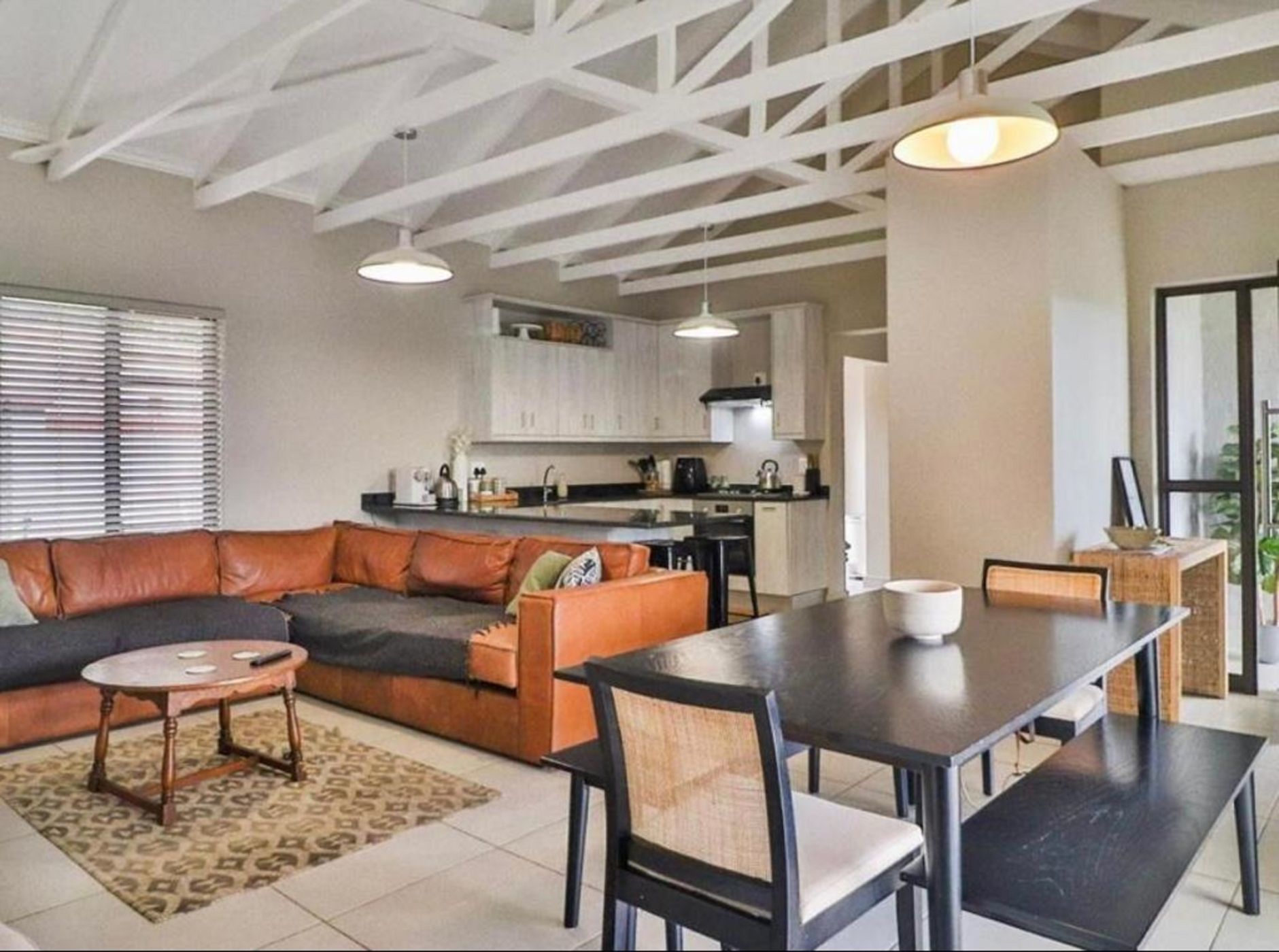 House for sale in Stonehenge - 1NS1623917