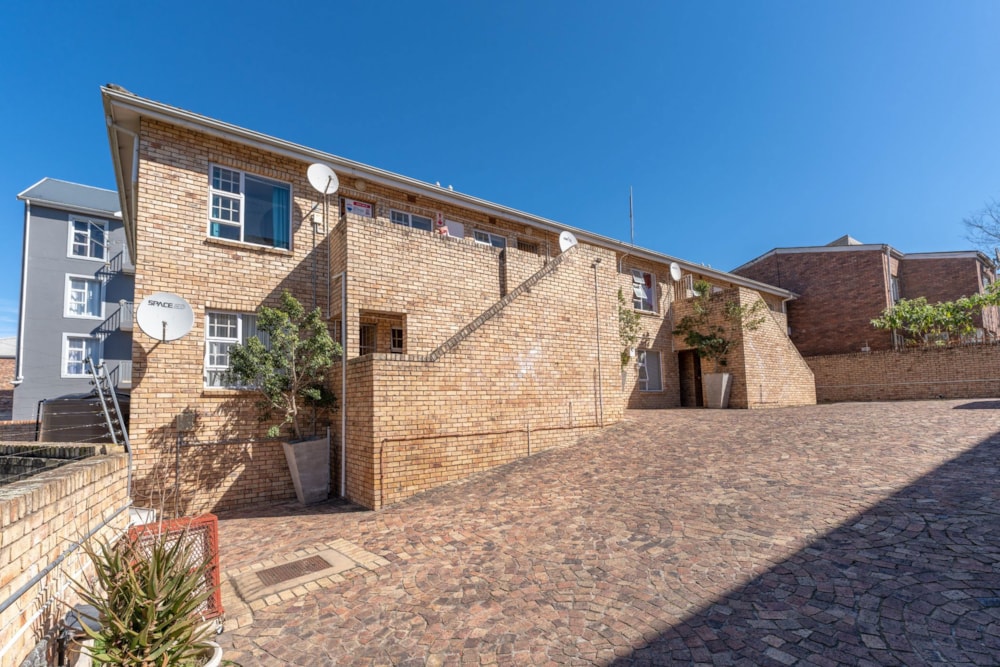 Apartment sold in Grahamstown Central (Makhanda Central)  - 1GC1627648